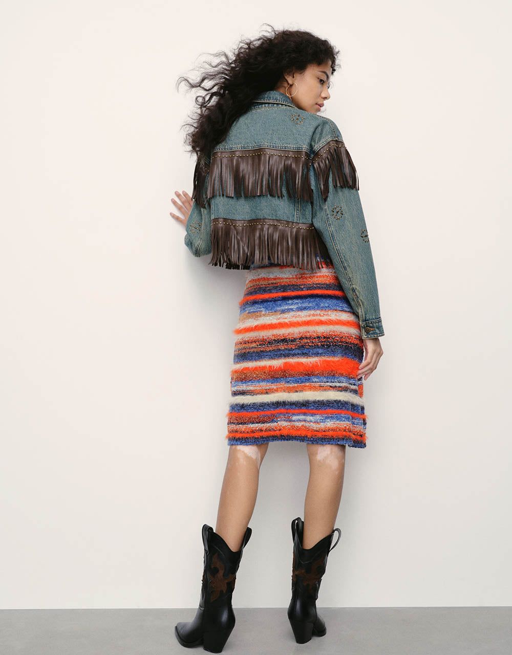 Cropped Denim Jacket sold by Urban Revivo product image thumbnail 4