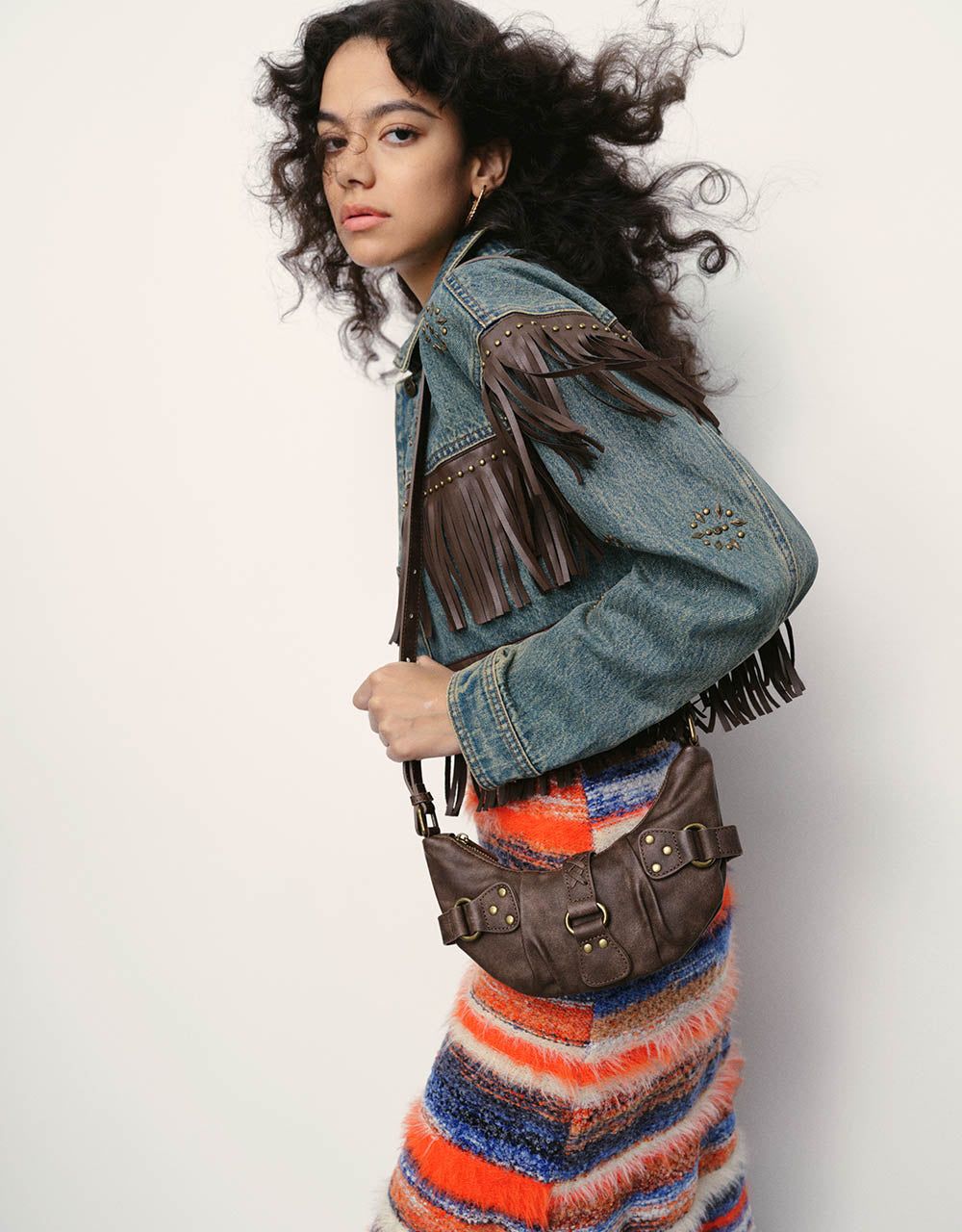 Cropped Denim Jacket sold by Urban Revivo product image thumbnail 3