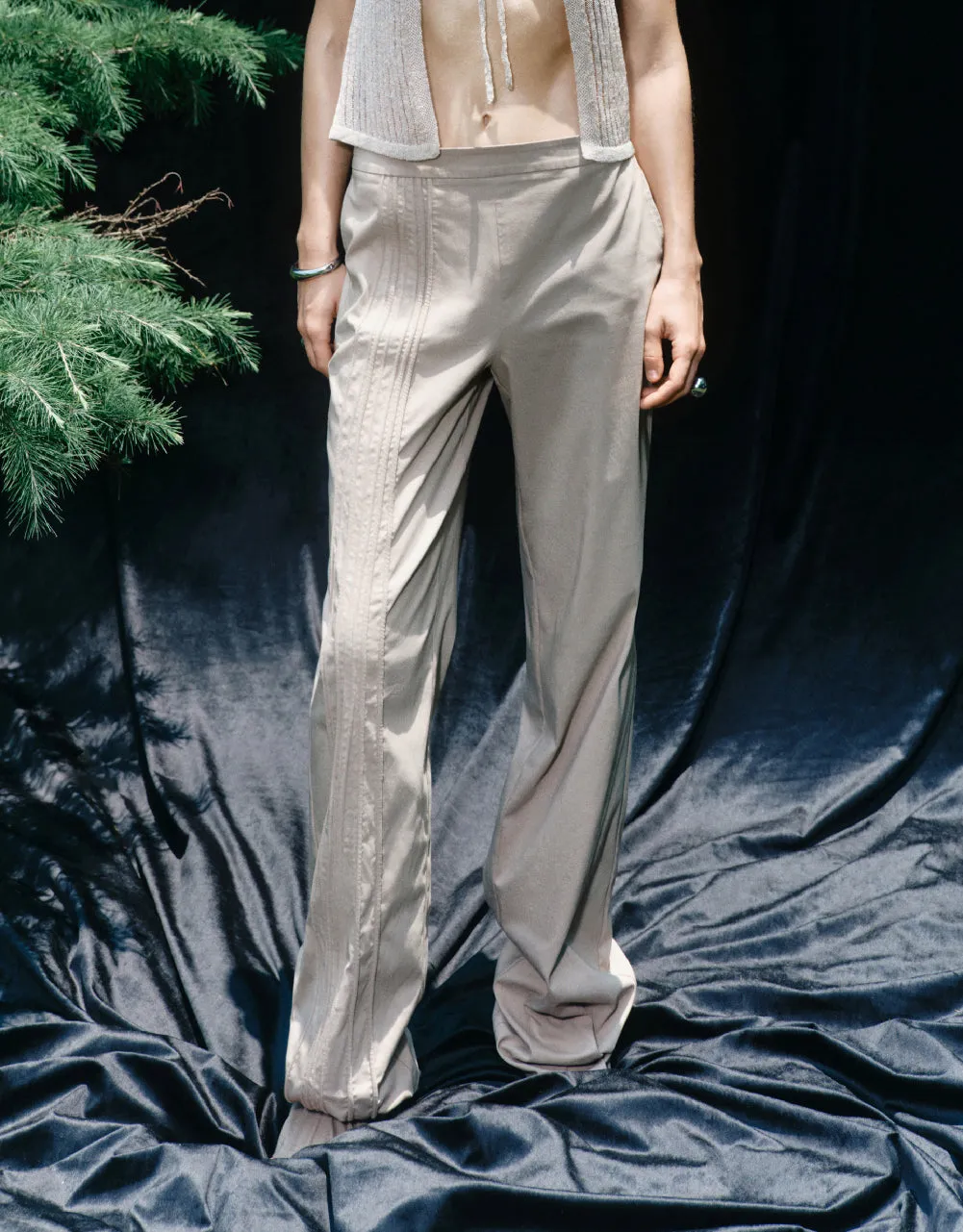 Straight Pants sold by Urban Revivo product image thumbnail 4