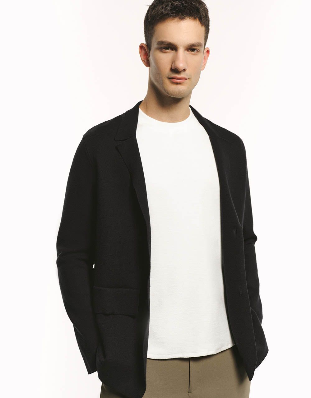 Notch Lapel Tailored Knitted Cardigan sold by Urban Revivo product image thumbnail 2