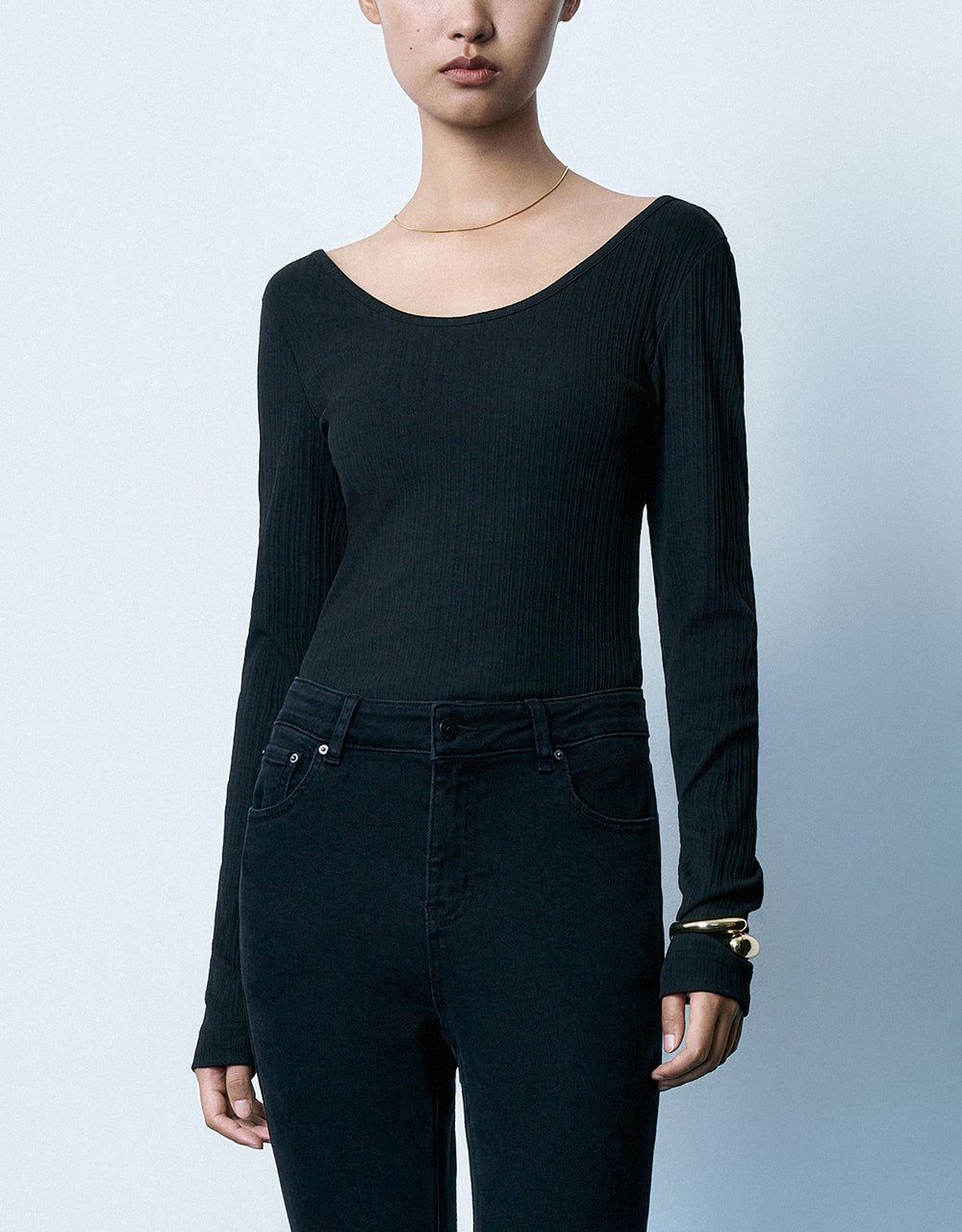 Crew Neck Skinny Knitted T-Shirt sold by Urban Revivo product image thumbnail 5