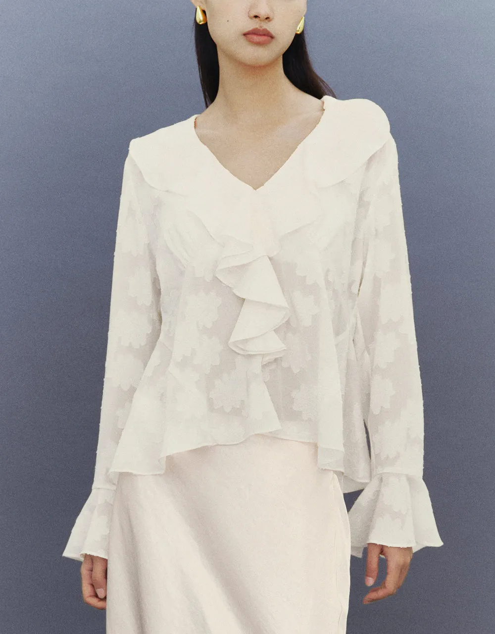 Ruffle V-Neck Overhead Shirt sold by Urban Revivo product image thumbnail 2