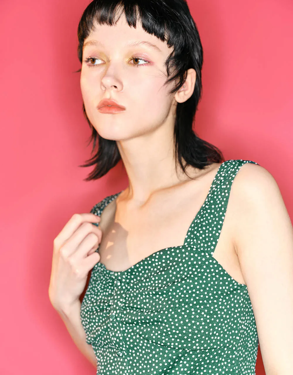 Cropped Off-Shoulder Tank Top sold by Urban Revivo product image thumbnail 3