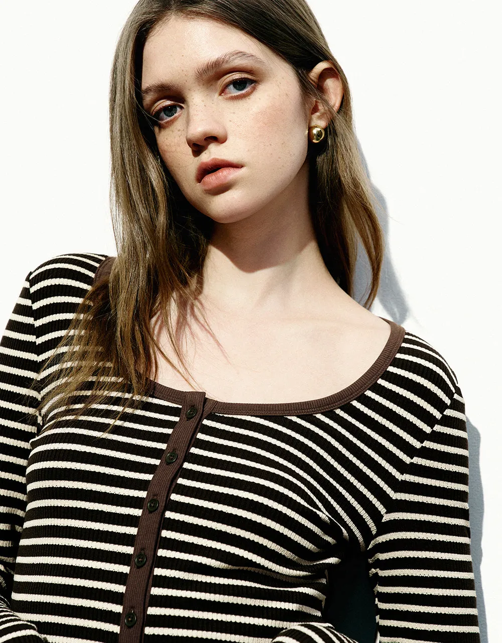 Striped U Neck Skinny T-Shirt sold by Urban Revivo product image thumbnail 4