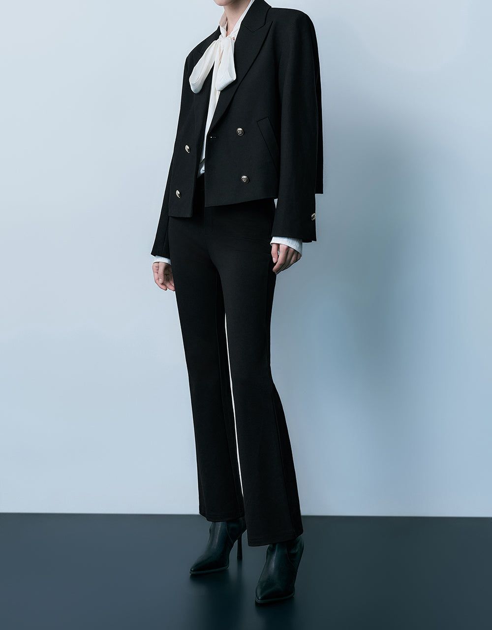 Knitted Flare Pants sold by Urban Revivo product image thumbnail 4