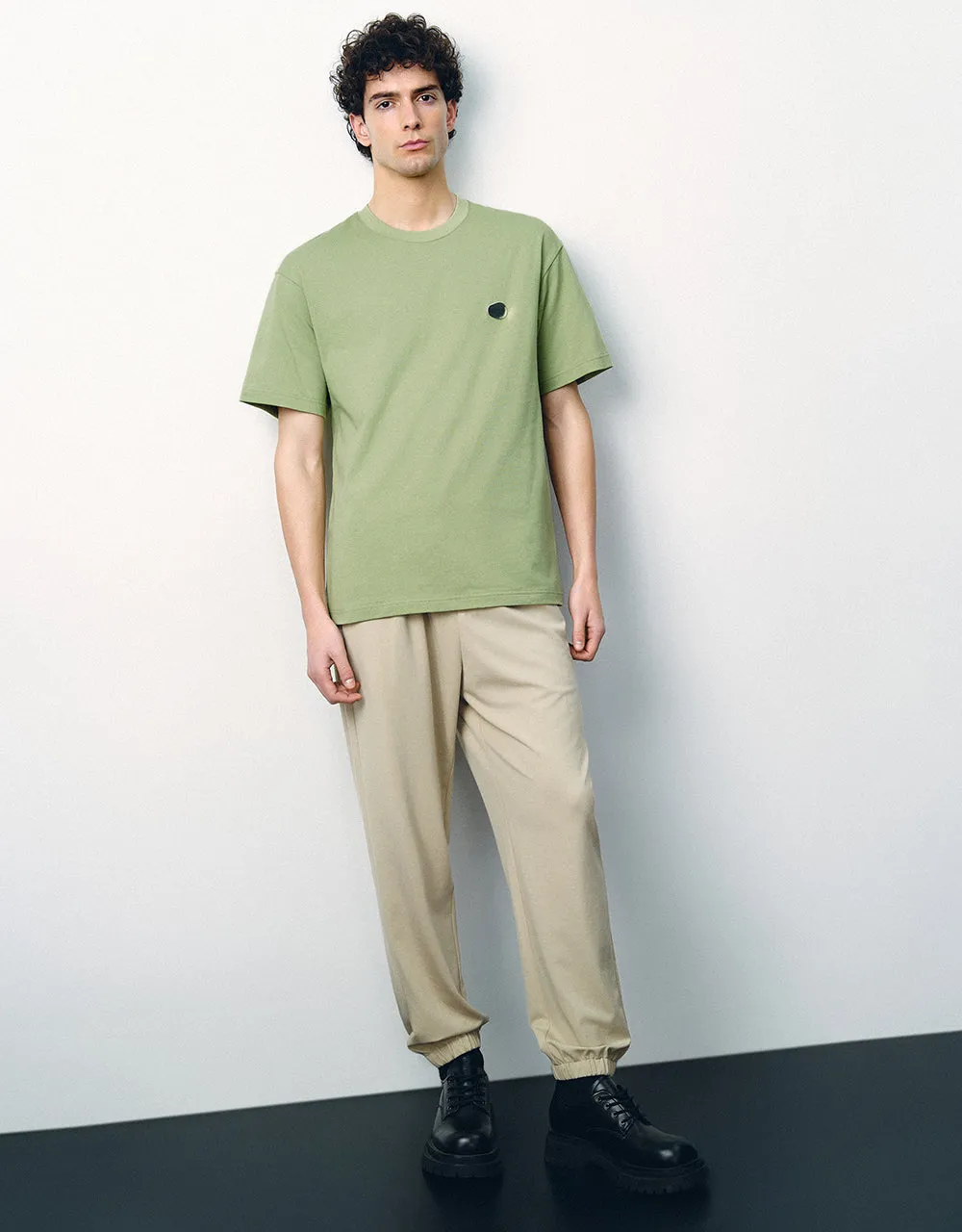Crew Neck Straight T-Shirt sold by Urban Revivo product image thumbnail 5