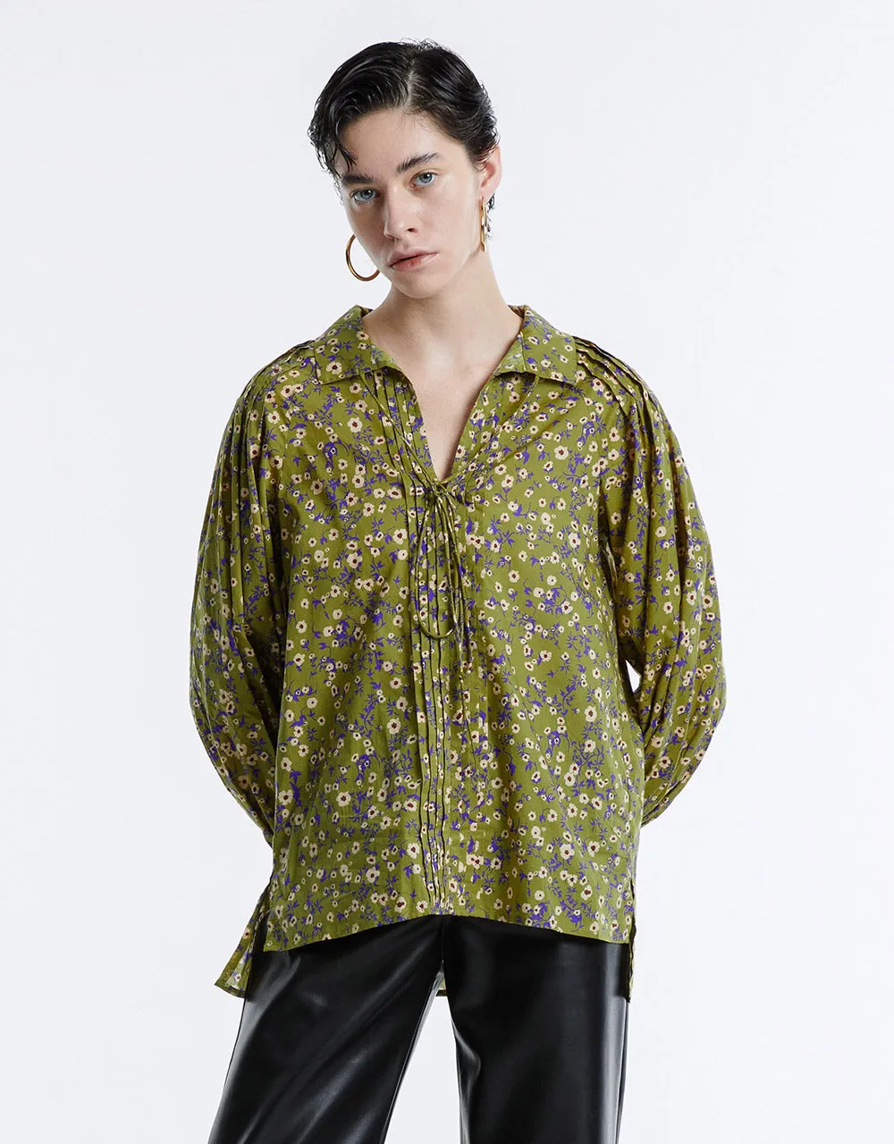Floral Tie Front Blouse sold by Urban Revivo product image thumbnail 2