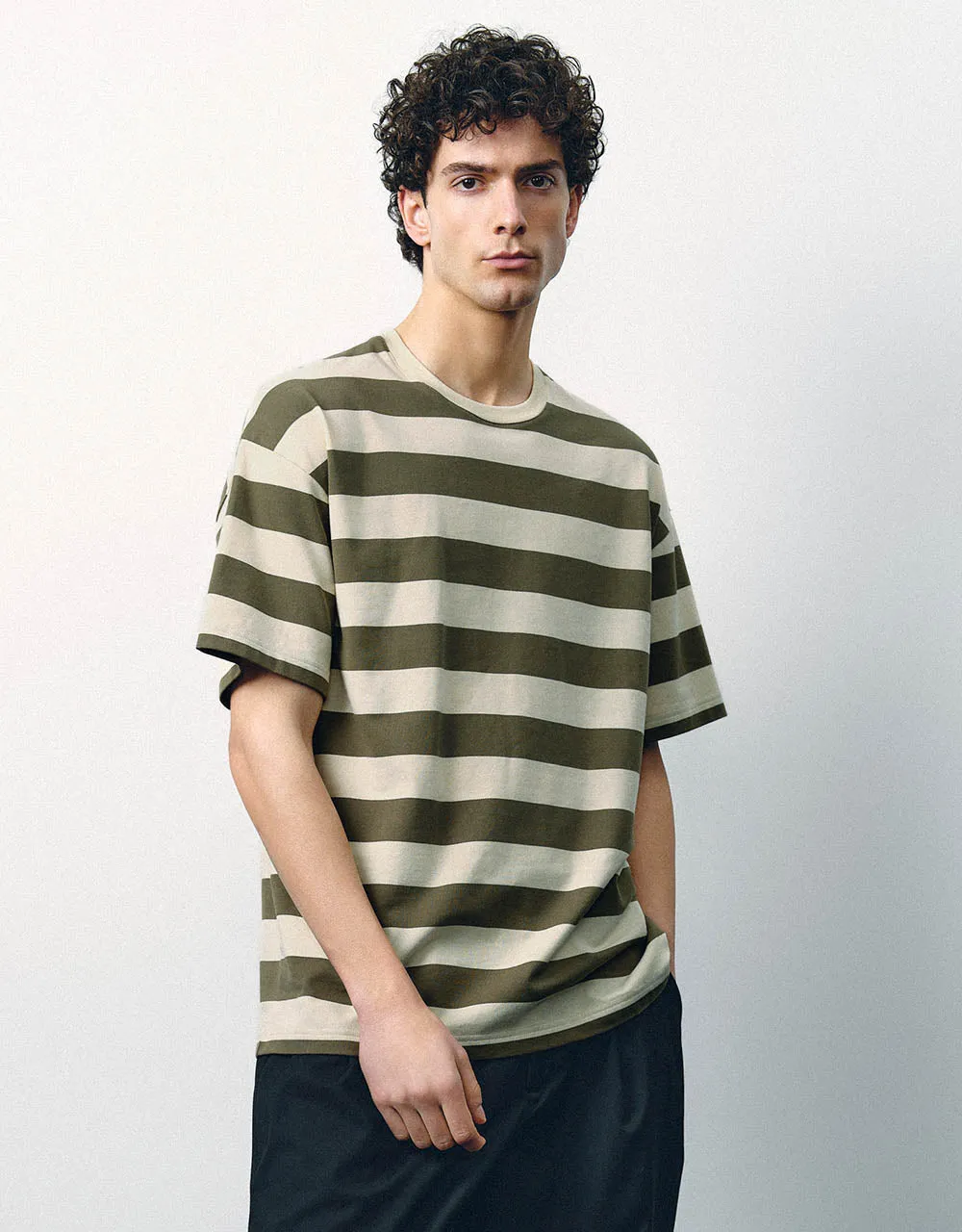 Striped Crew Neck Loose T-Shirt sold by Urban Revivo