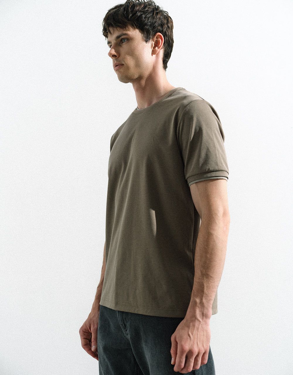 Crew Neck Straight T-Shirt sold by Urban Revivo product image thumbnail 3