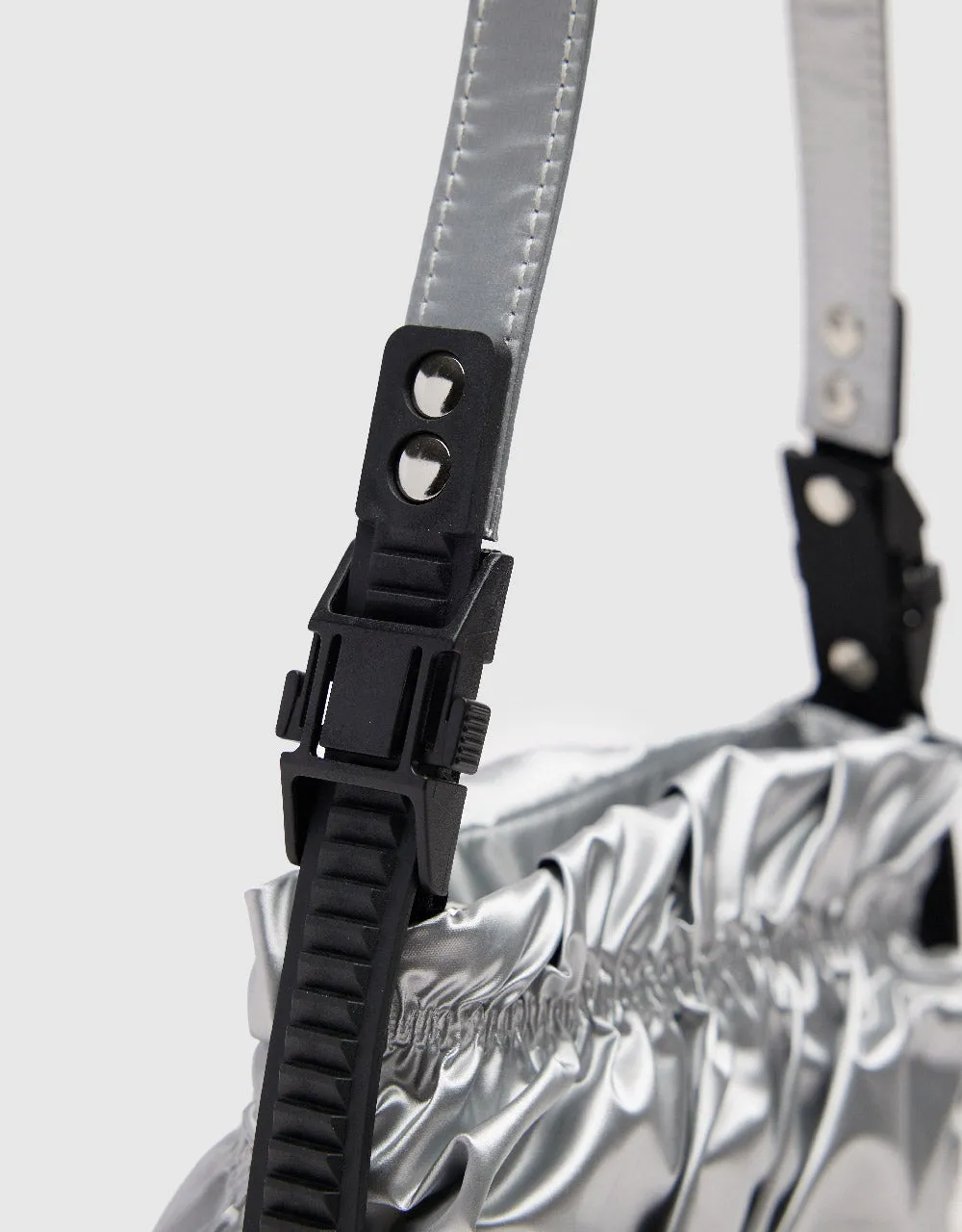 Ruched Shoulder Bag sold by Urban Revivo product image thumbnail 5