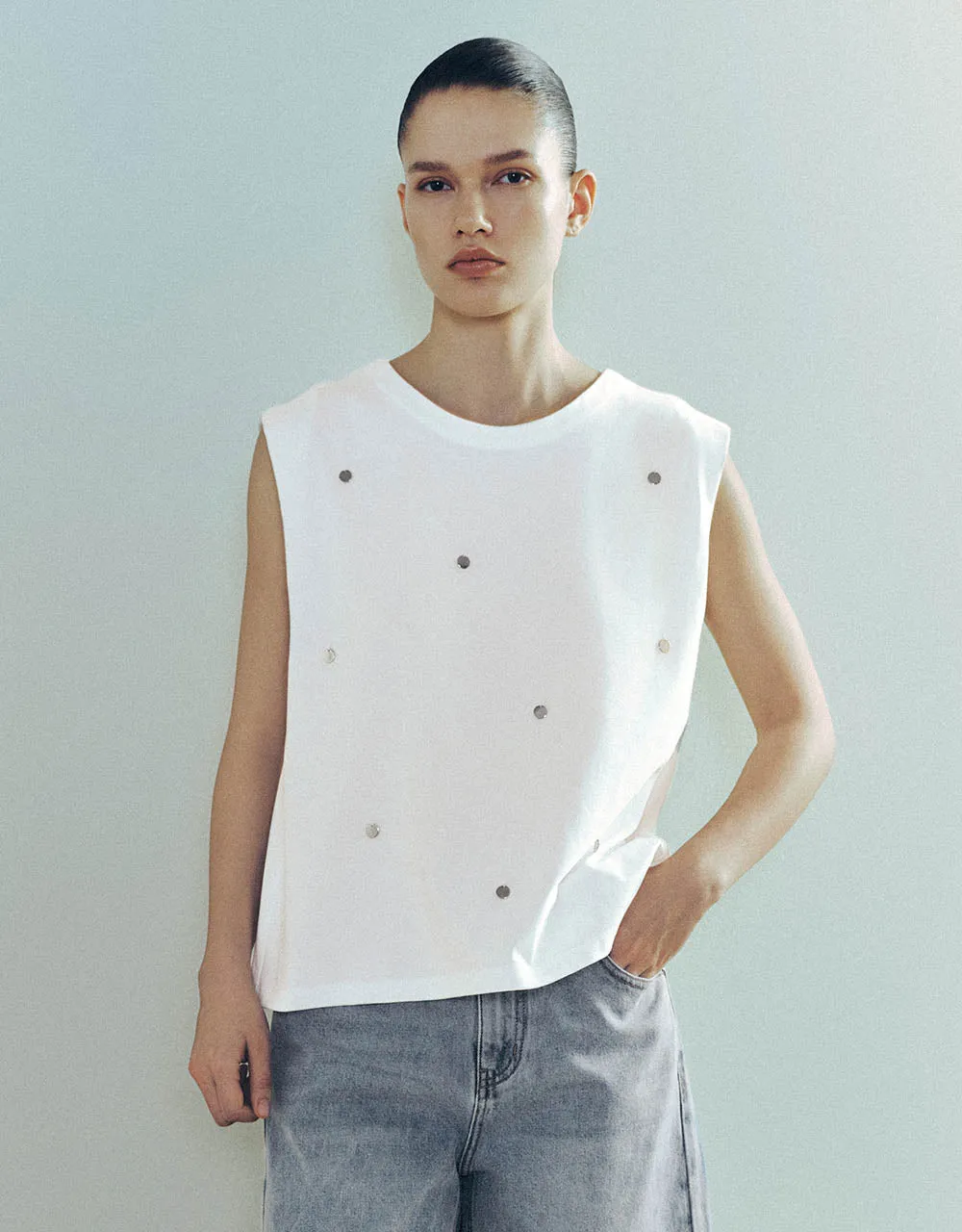 Rhinestone Décor Crew Neck Tank Top sold by Urban Revivo