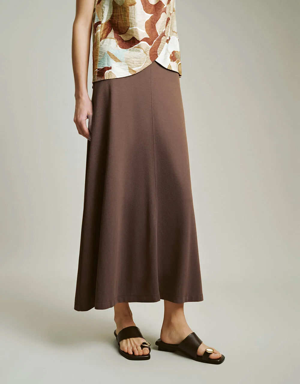 Knitted Midi A-Line Skirt sold by Urban Revivo product image thumbnail 4