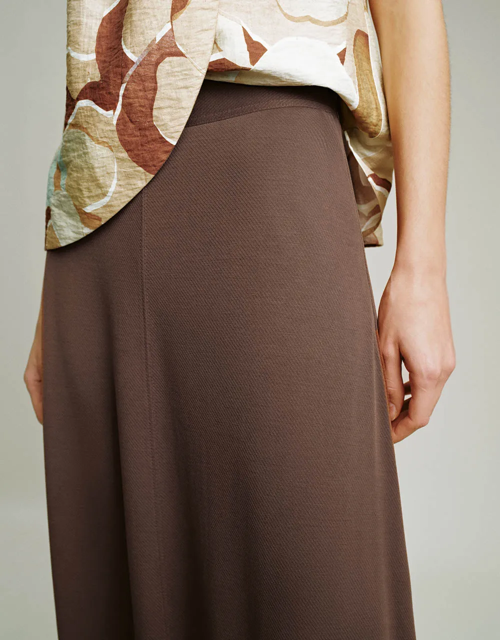 Knitted Midi A-Line Skirt sold by Urban Revivo product image thumbnail 5