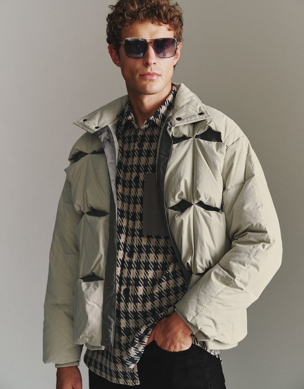 Straight Loose Down Jacket sold by Urban Revivo product image thumbnail 2