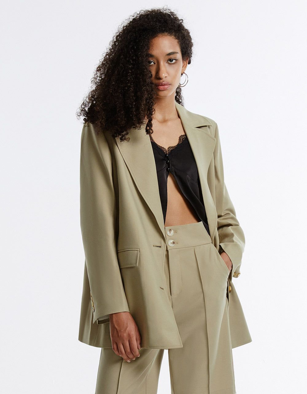 Flap Pocket Blazer sold by Urban Revivo product image thumbnail 3