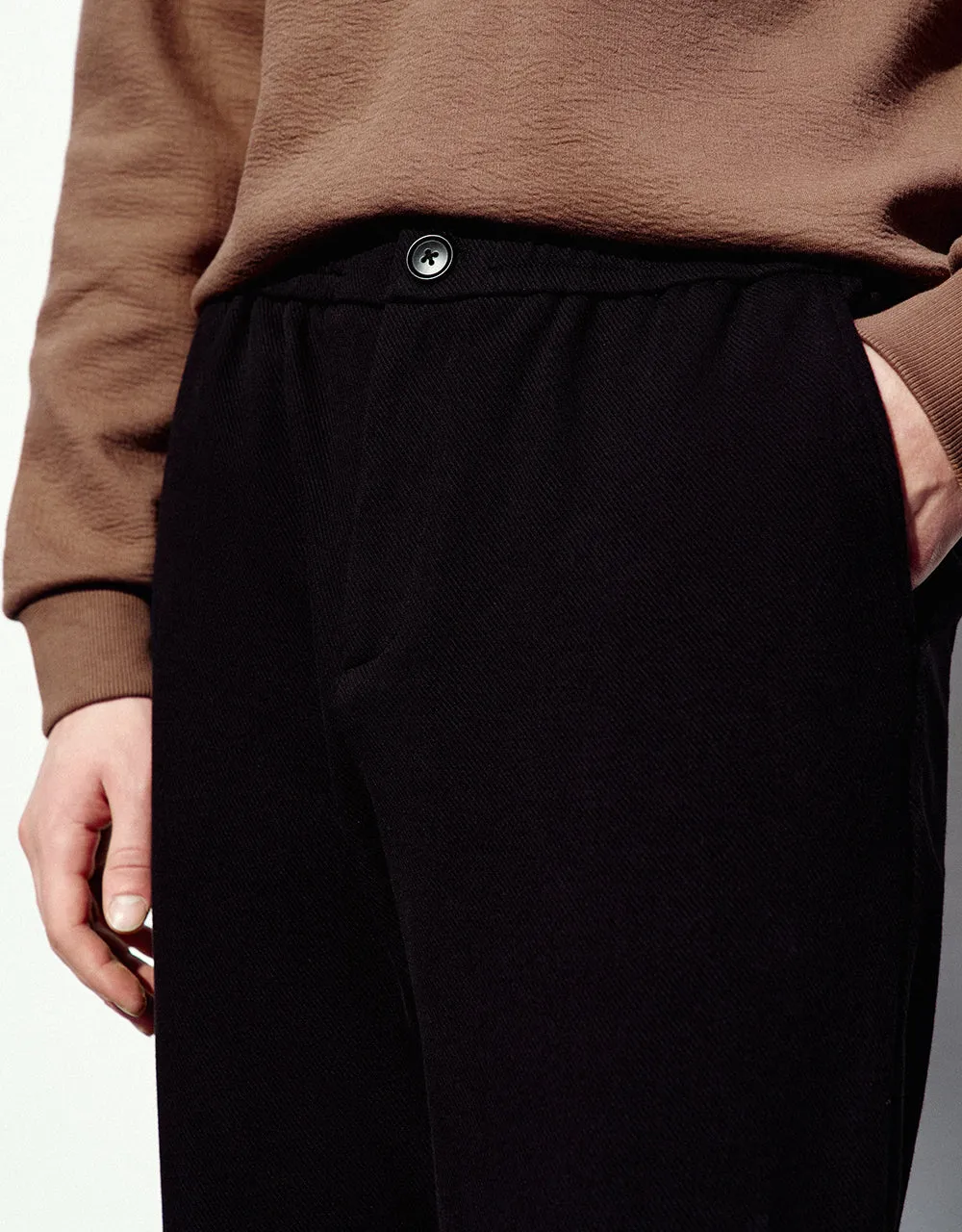 Drawstring Waist Knitted Carrot Fit Pants sold by Urban Revivo product image thumbnail 5