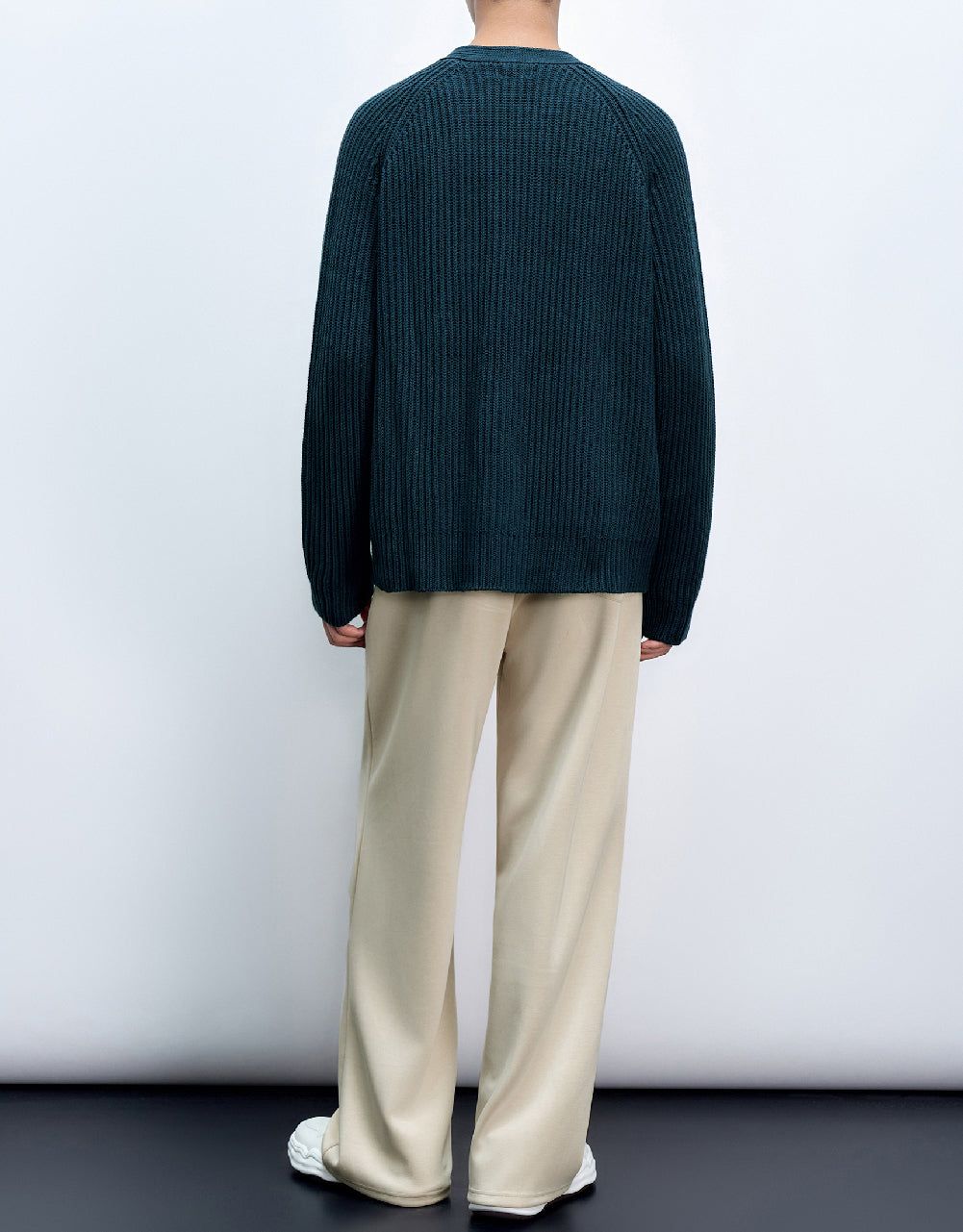 Knitted Cardigan With Pockets sold by Urban Revivo product image thumbnail 4