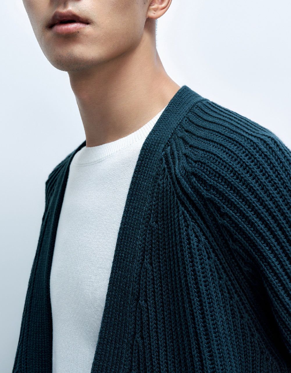 Knitted Cardigan With Pockets sold by Urban Revivo product image thumbnail 5