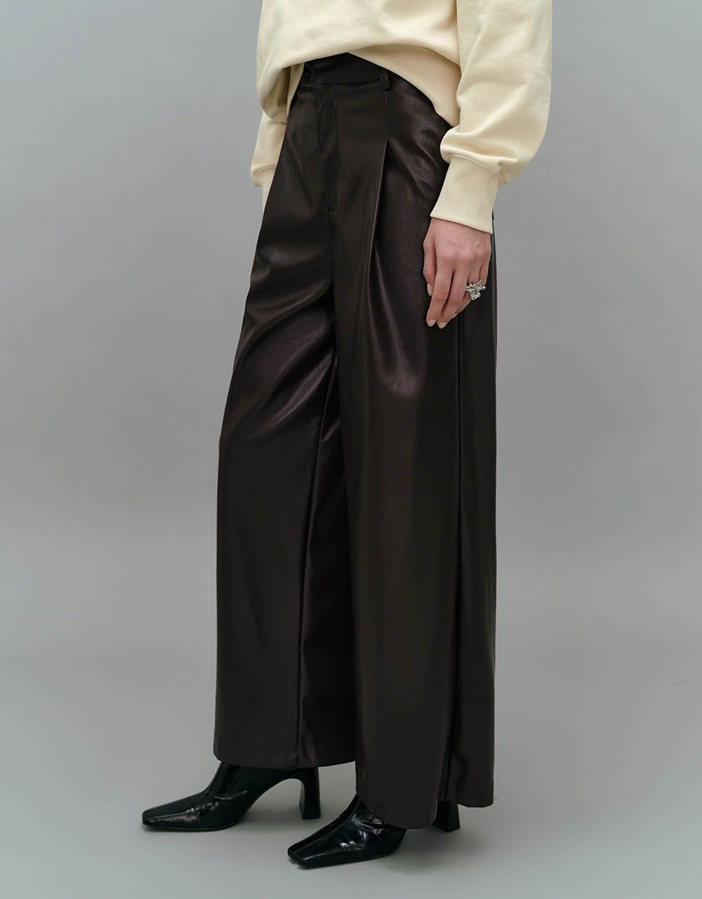 Vegan Leather Wide-Leg Pants sold by Urban Revivo product image thumbnail 4