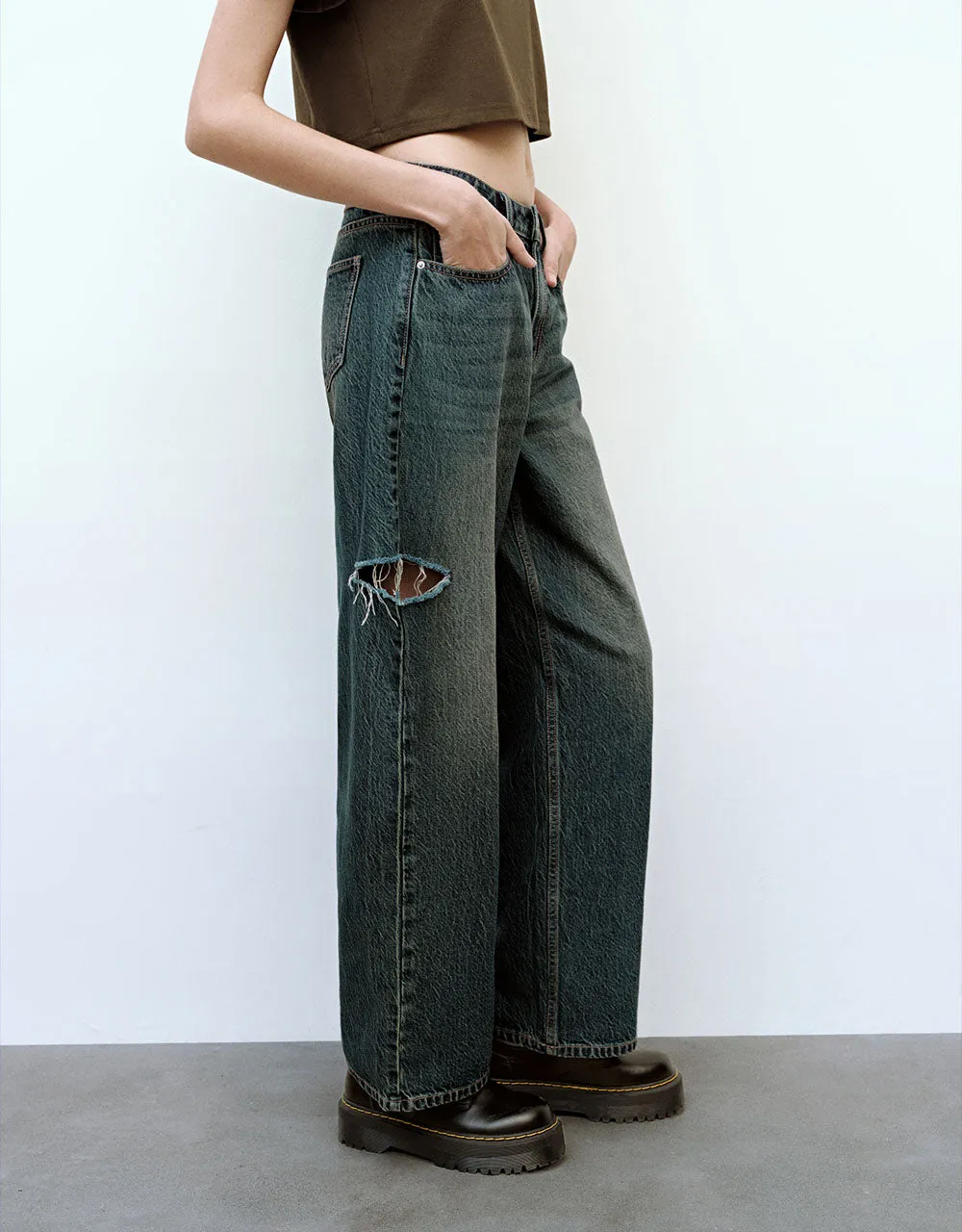 Cut-Out Wide-Leg Jeans sold by Urban Revivo product image thumbnail 4