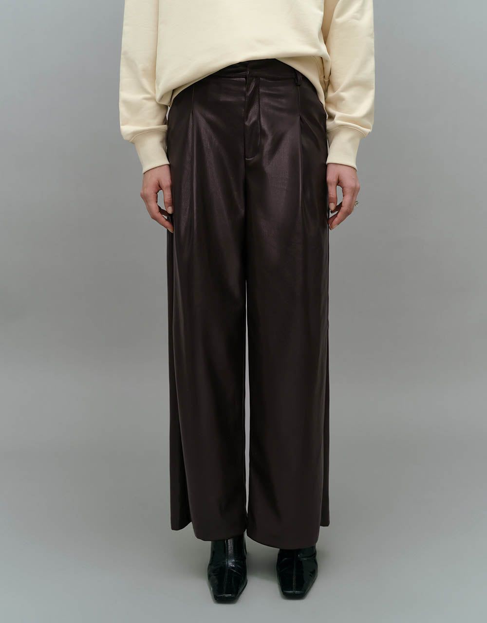 Vegan Leather Wide-Leg Pants sold by Urban Revivo product image thumbnail 3