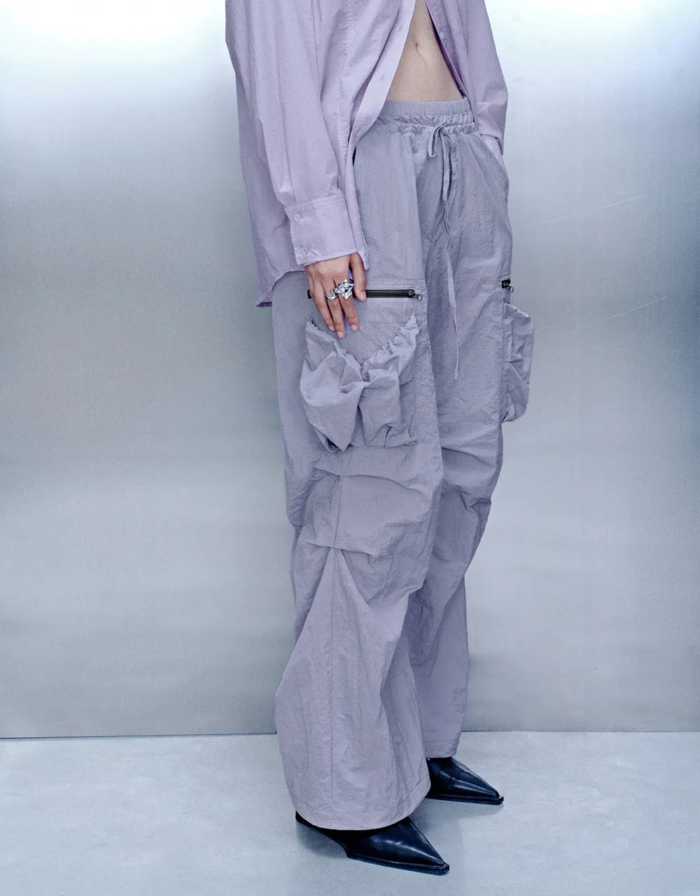 Drawstring Waist Loose Jogger Pants sold by Urban Revivo product image thumbnail 4