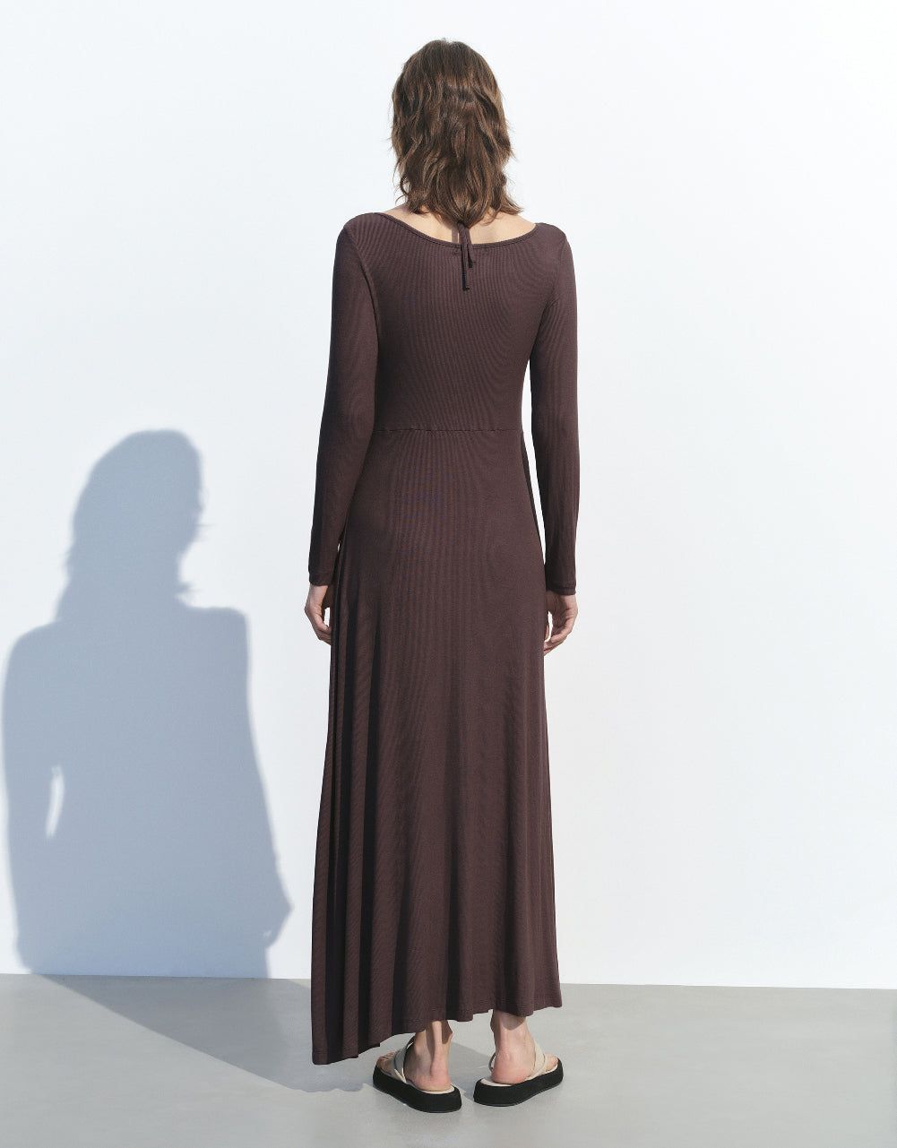 Halter Neck O-Ring Skinny Dress sold by Urban Revivo product image thumbnail 4