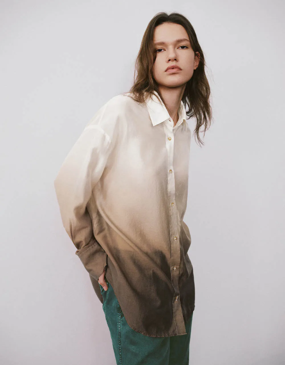 Gradient Button Up Straight Shirt sold by Urban Revivo product image thumbnail 3