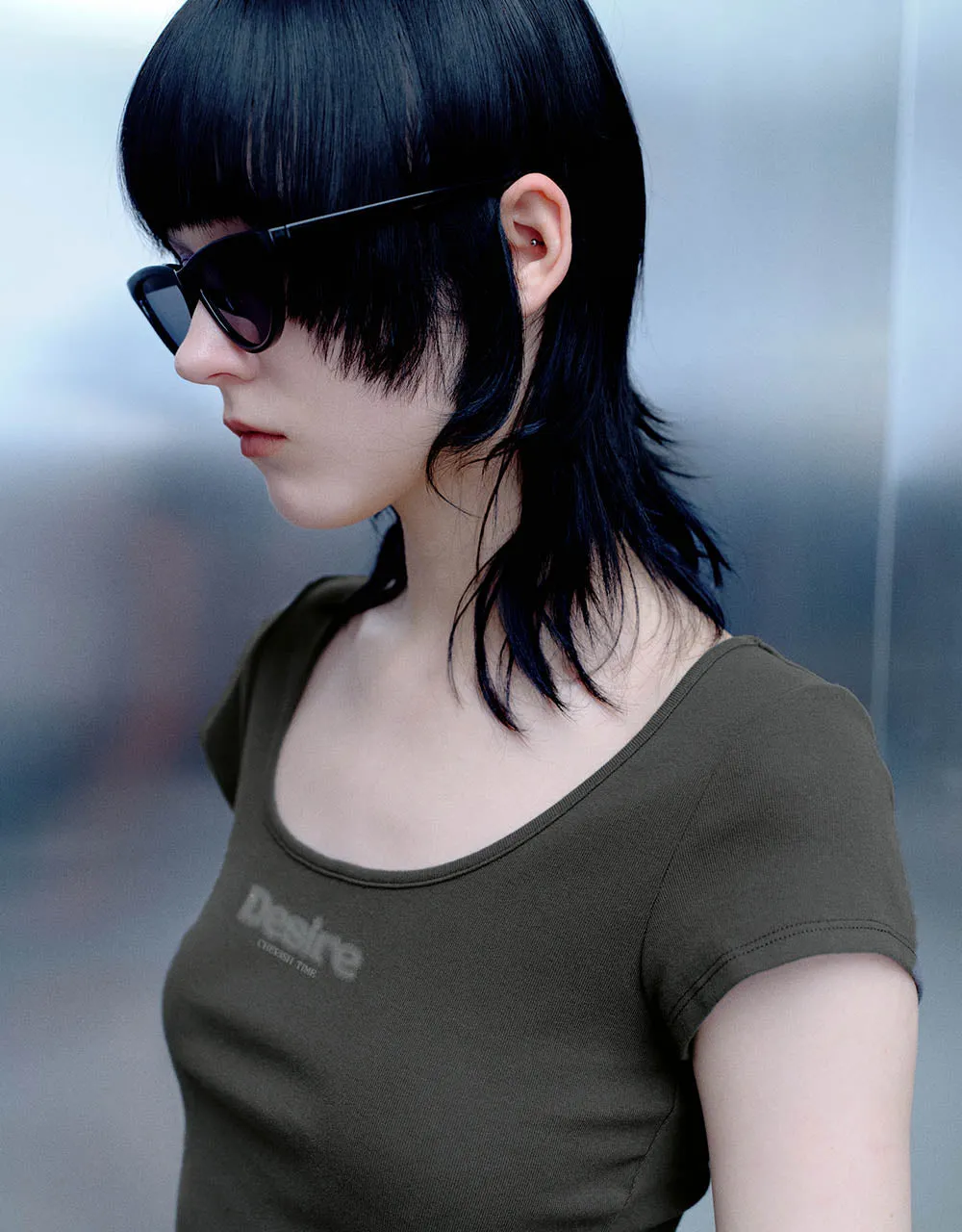 U Neck Skinny T-Shirt sold by Urban Revivo product image thumbnail 4