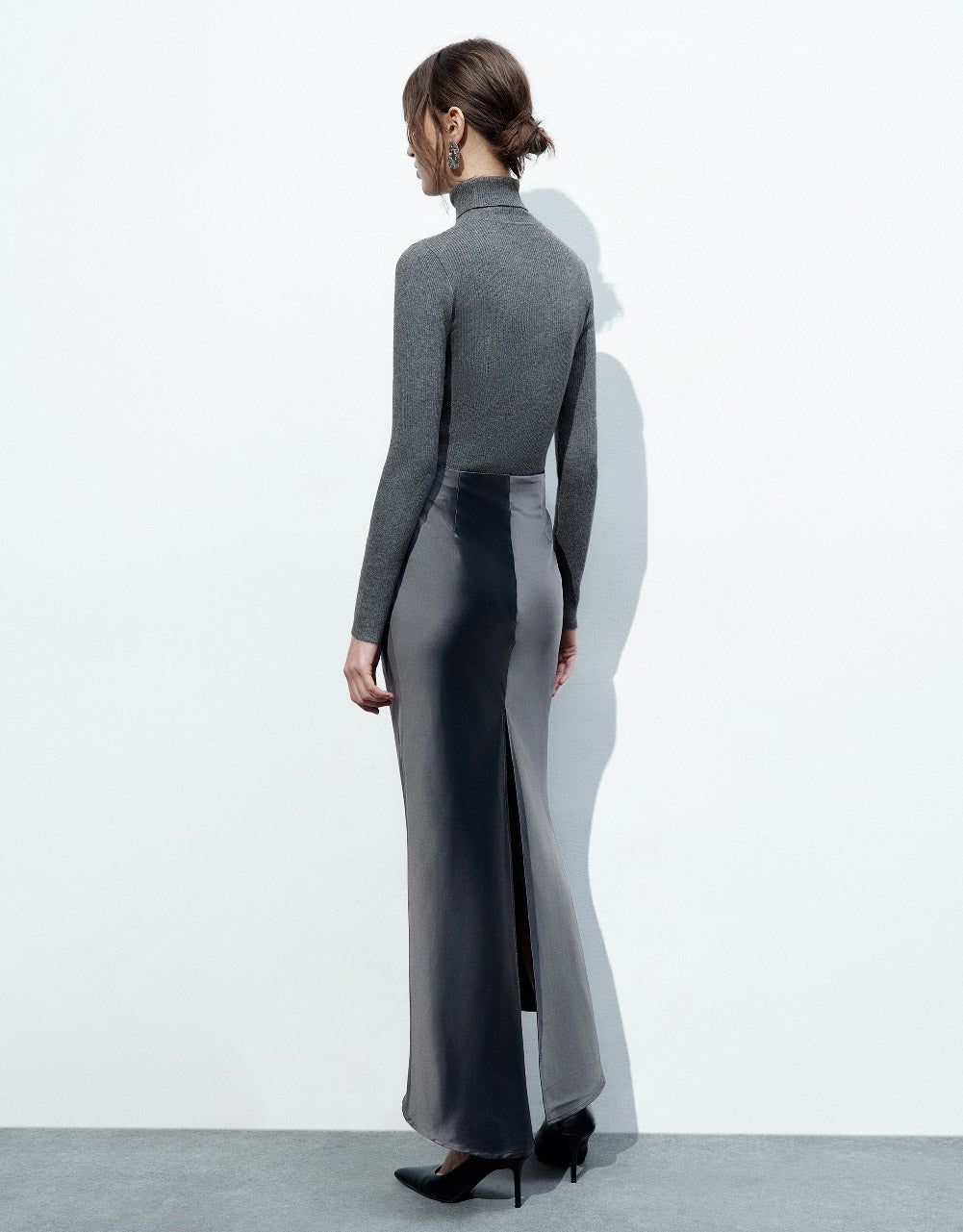Turtle Neck Knitted T-Shirt sold by Urban Revivo product image thumbnail 4