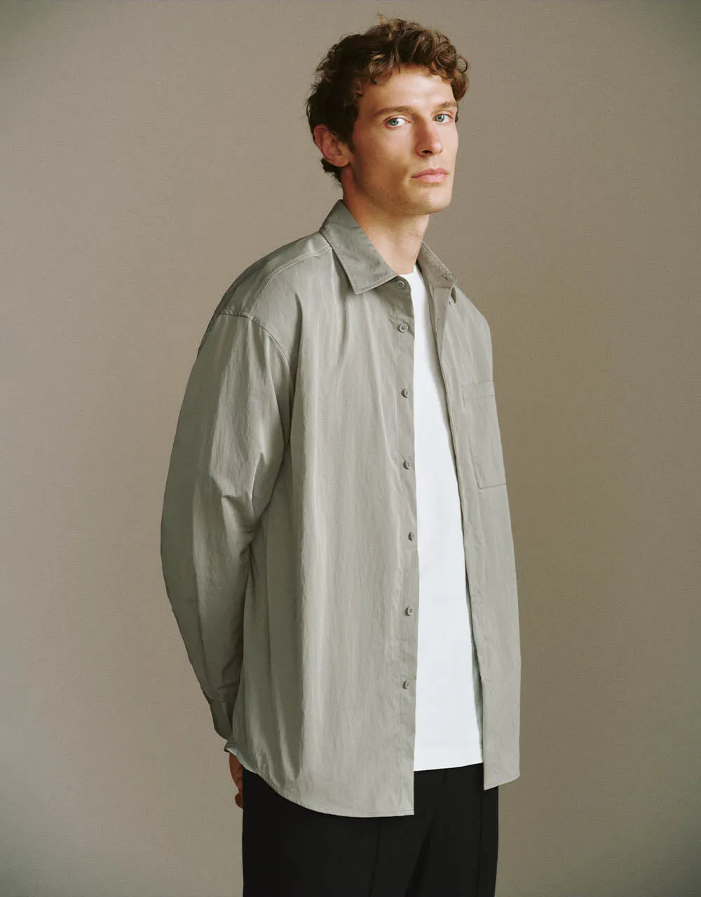 Button Up Loose Shirt sold by Urban Revivo product image thumbnail 3