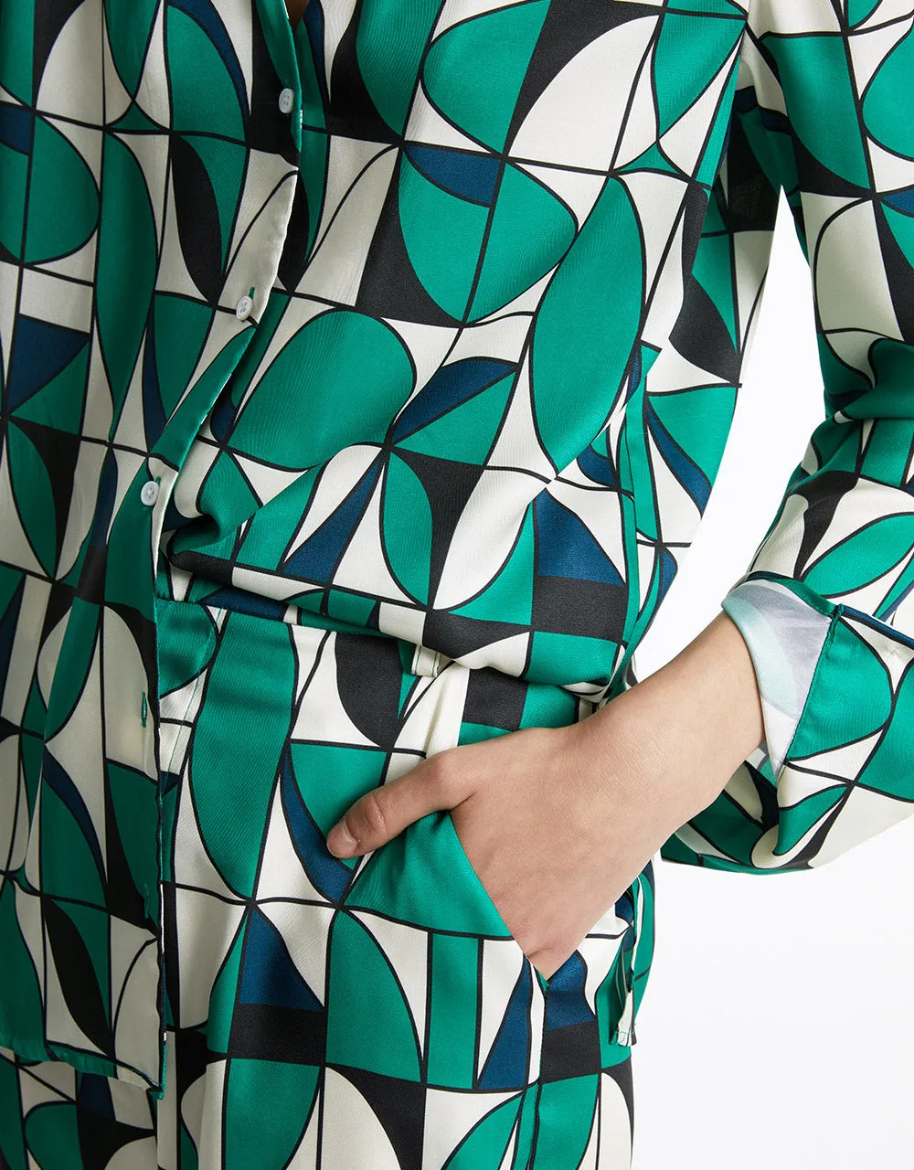 Geometric Print Shirt sold by Urban Revivo product image thumbnail 4