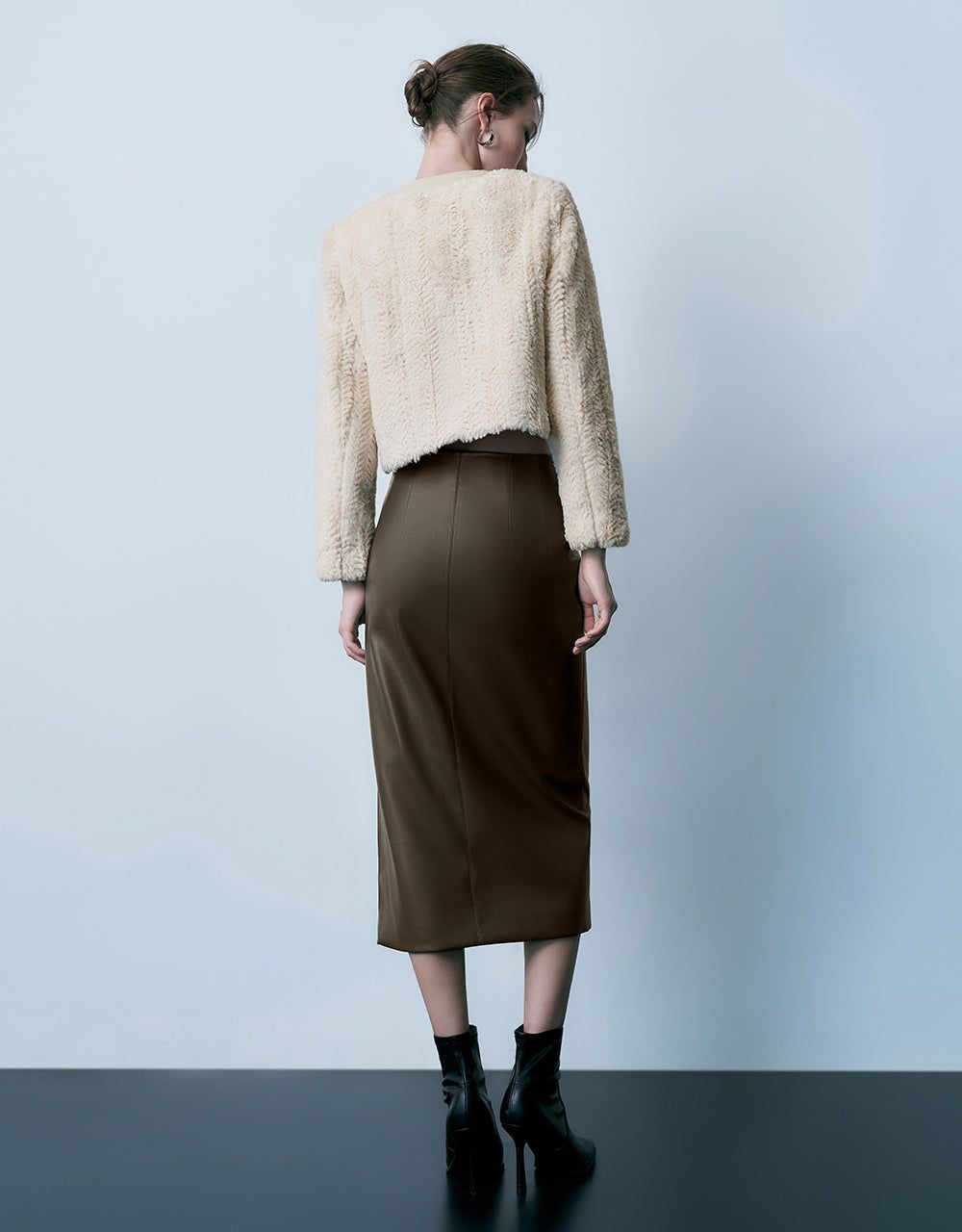 Furry Straight Coat sold by Urban Revivo product image thumbnail 4