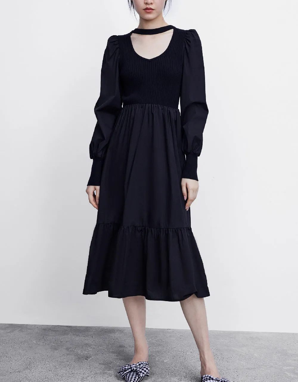 Crew Neck Knitted Dress sold by Urban Revivo product image thumbnail 2