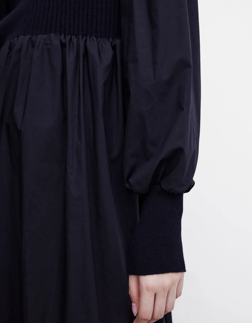 Crew Neck Knitted Dress sold by Urban Revivo product image thumbnail 5