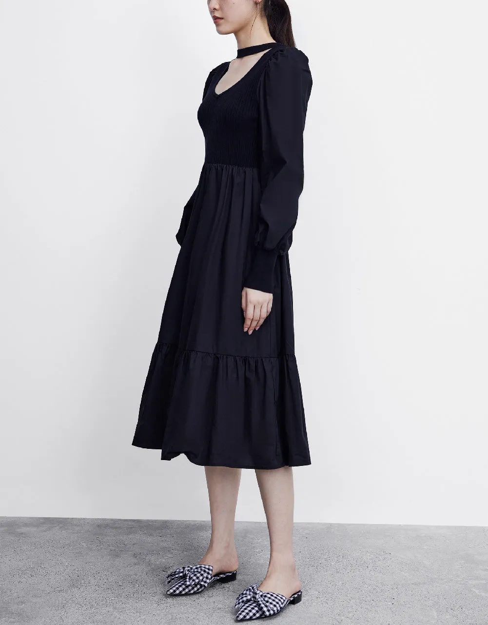 Crew Neck Knitted Dress sold by Urban Revivo product image thumbnail 3