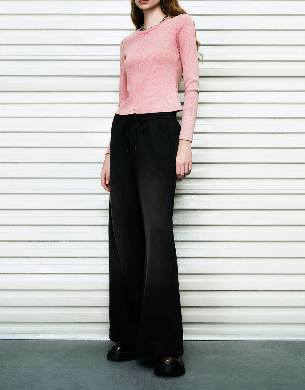 Drawstring Waist Knitted Wide-Leg Pants sold by Urban Revivo product image thumbnail 4