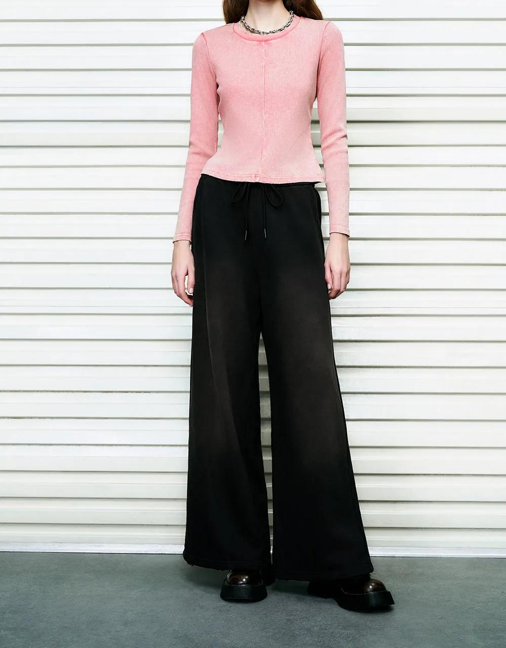 Drawstring Waist Knitted Wide-Leg Pants sold by Urban Revivo product image thumbnail 2