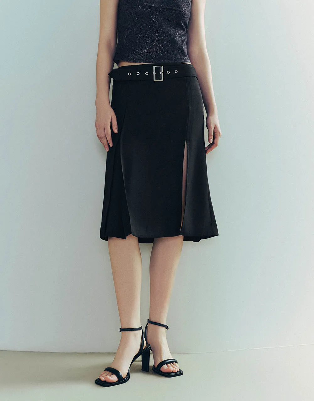 Mini A-Line Skirt With Belt sold by Urban Revivo product image thumbnail 3