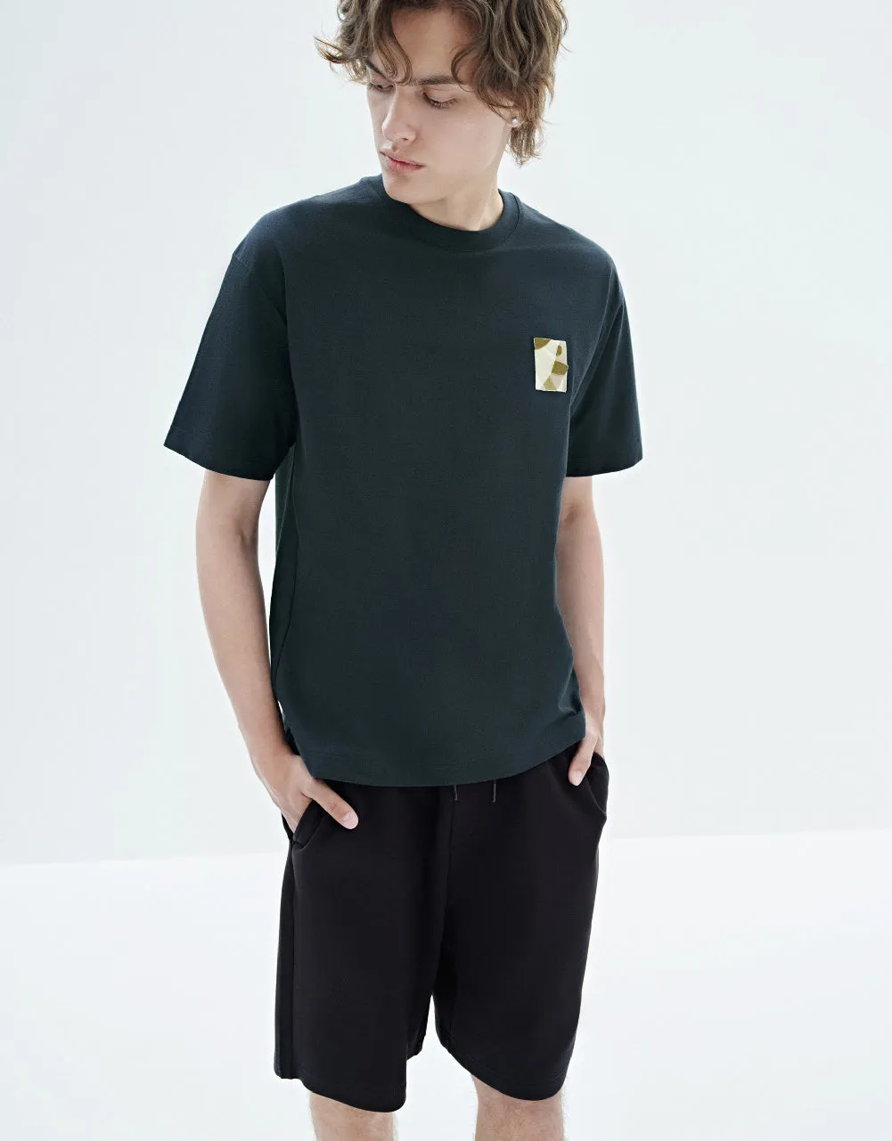 Drop Shoulder Sleeve Crew Neck T-Shirt sold by Urban Revivo product image thumbnail 3