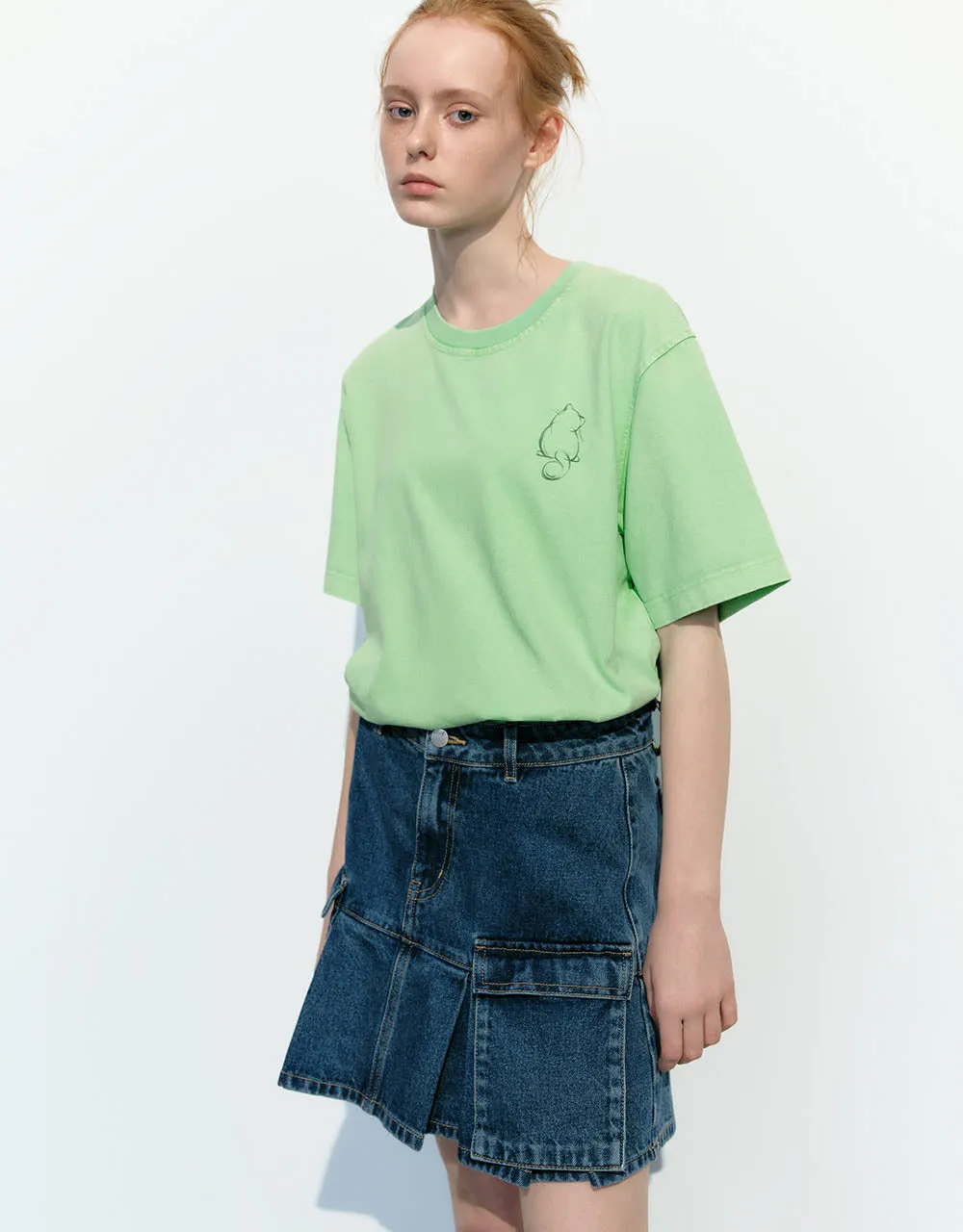 Crew Neck Loose T-Shirt sold by Urban Revivo product image thumbnail 3