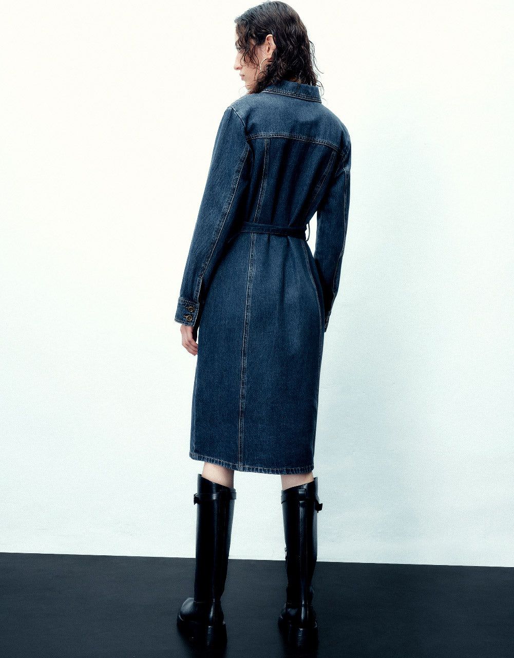 Lapel Denim Dress With Belt sold by Urban Revivo product image thumbnail 4