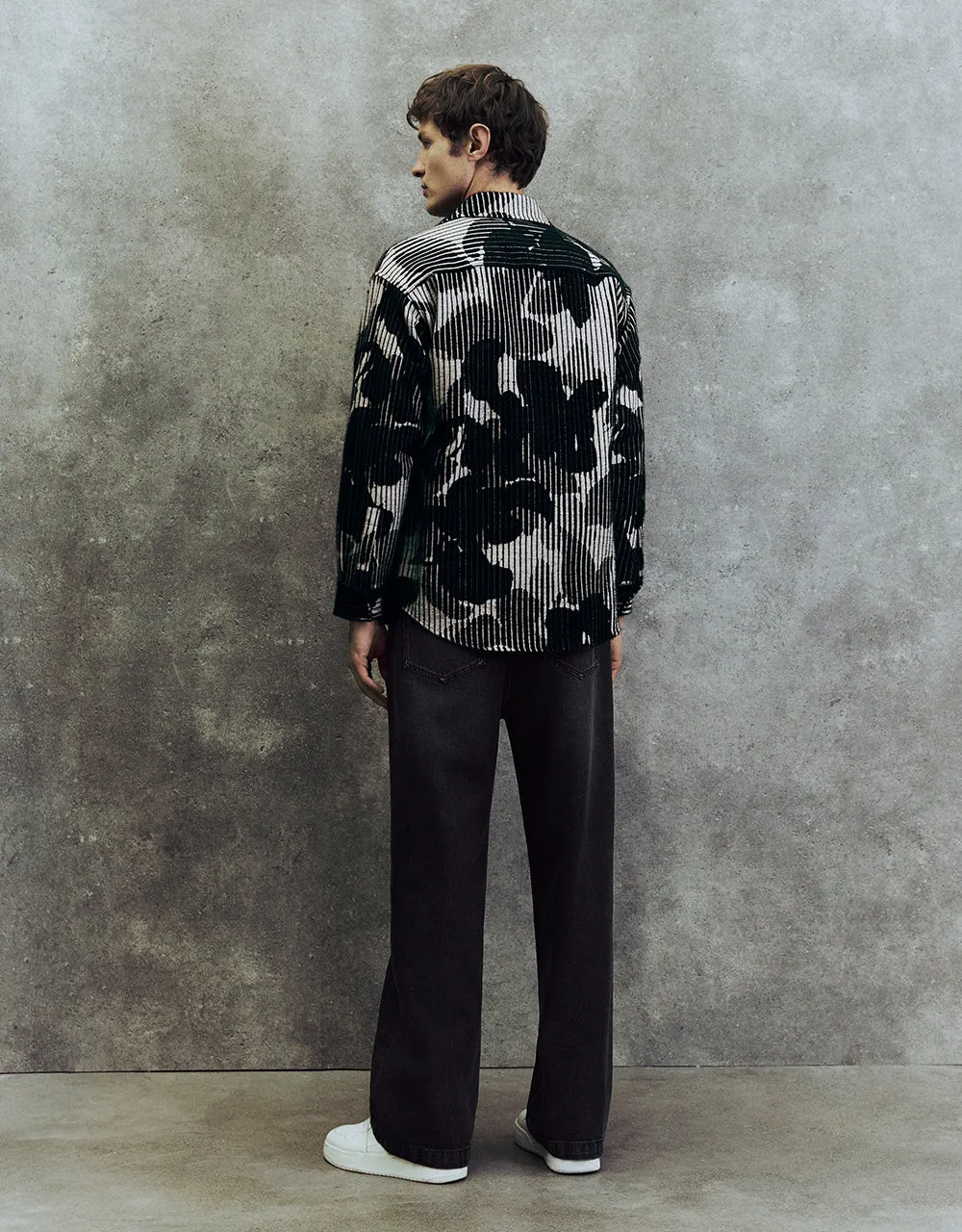 Printed Straight Jacket sold by Urban Revivo product image thumbnail 5