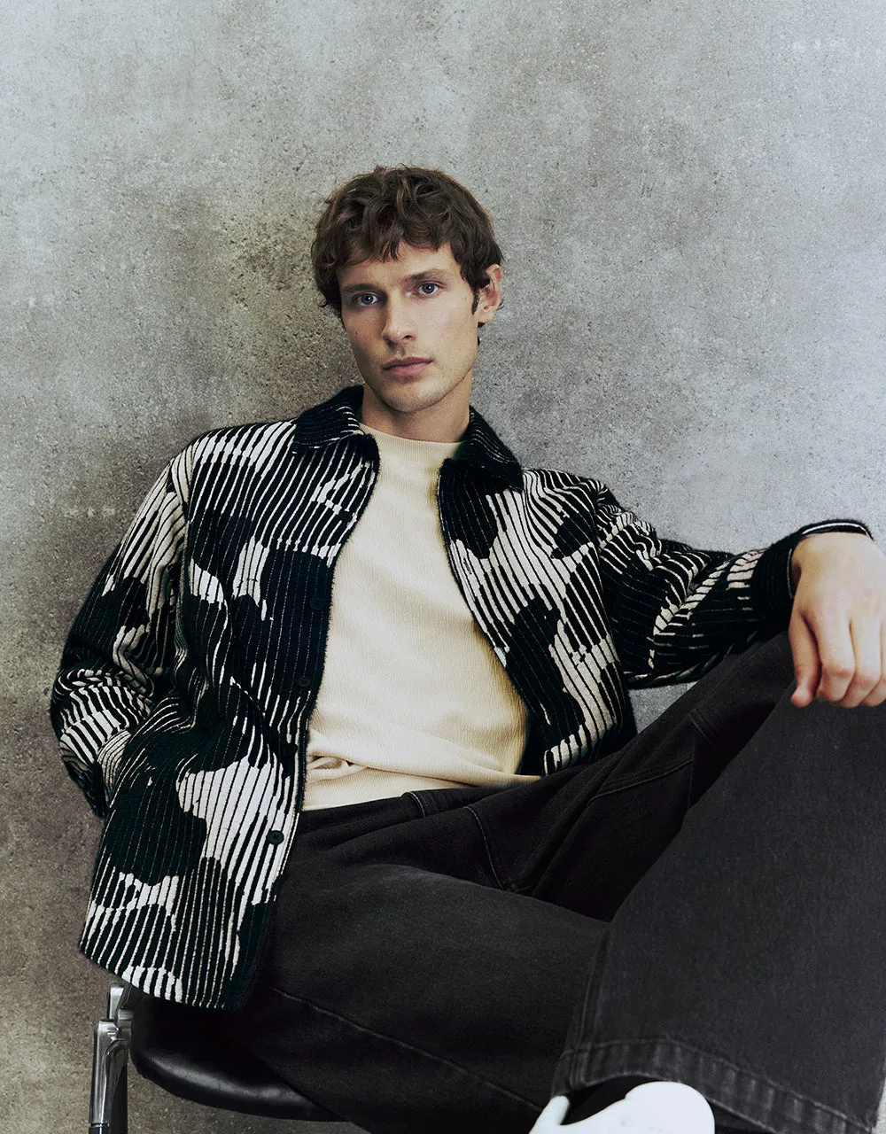 Printed Straight Jacket sold by Urban Revivo product image thumbnail 3