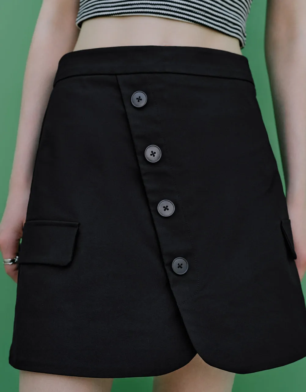Fake Pockets Mini A-Line Skirt sold by Urban Revivo product image thumbnail 5