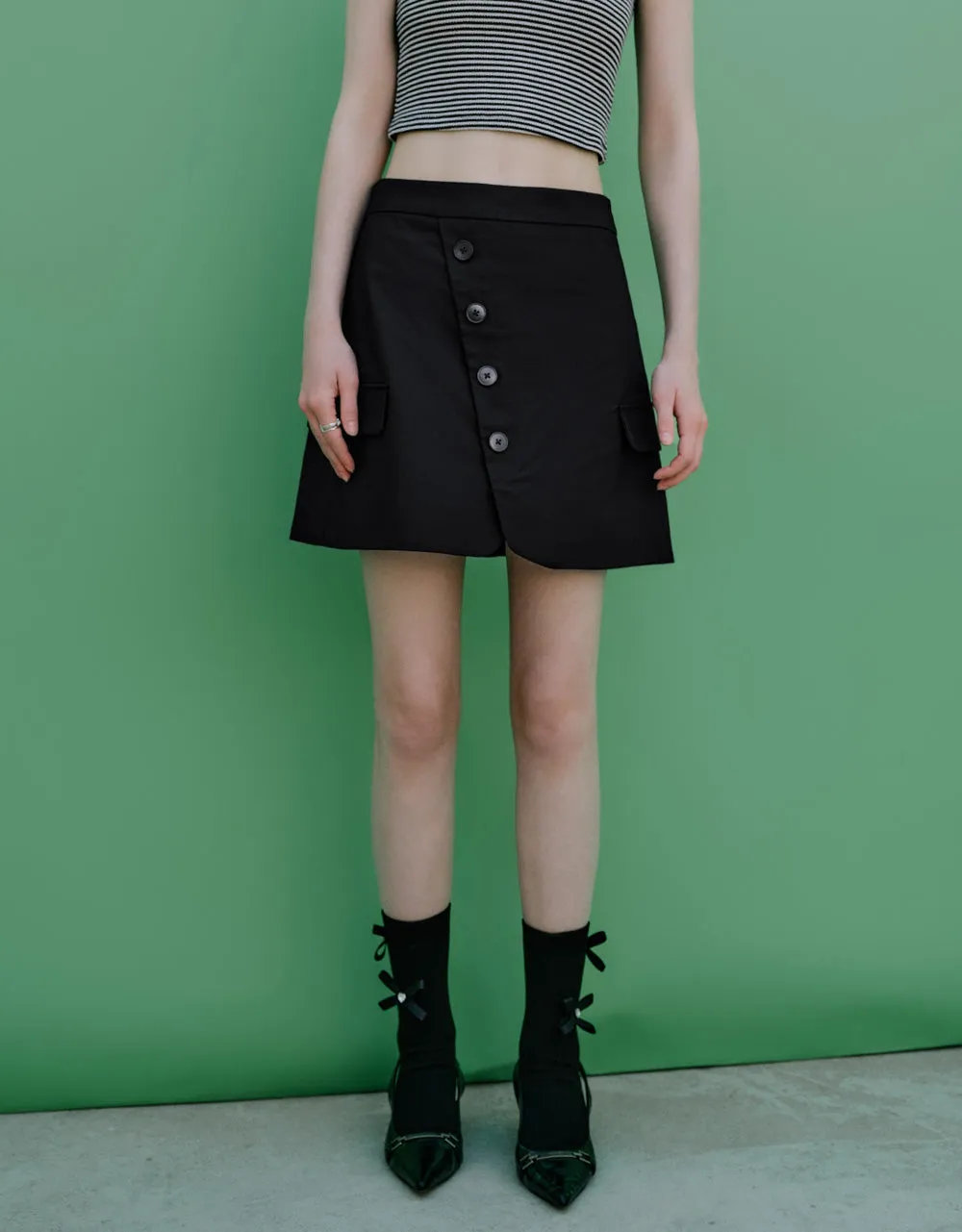 Fake Pockets Mini A-Line Skirt sold by Urban Revivo product image thumbnail 2
