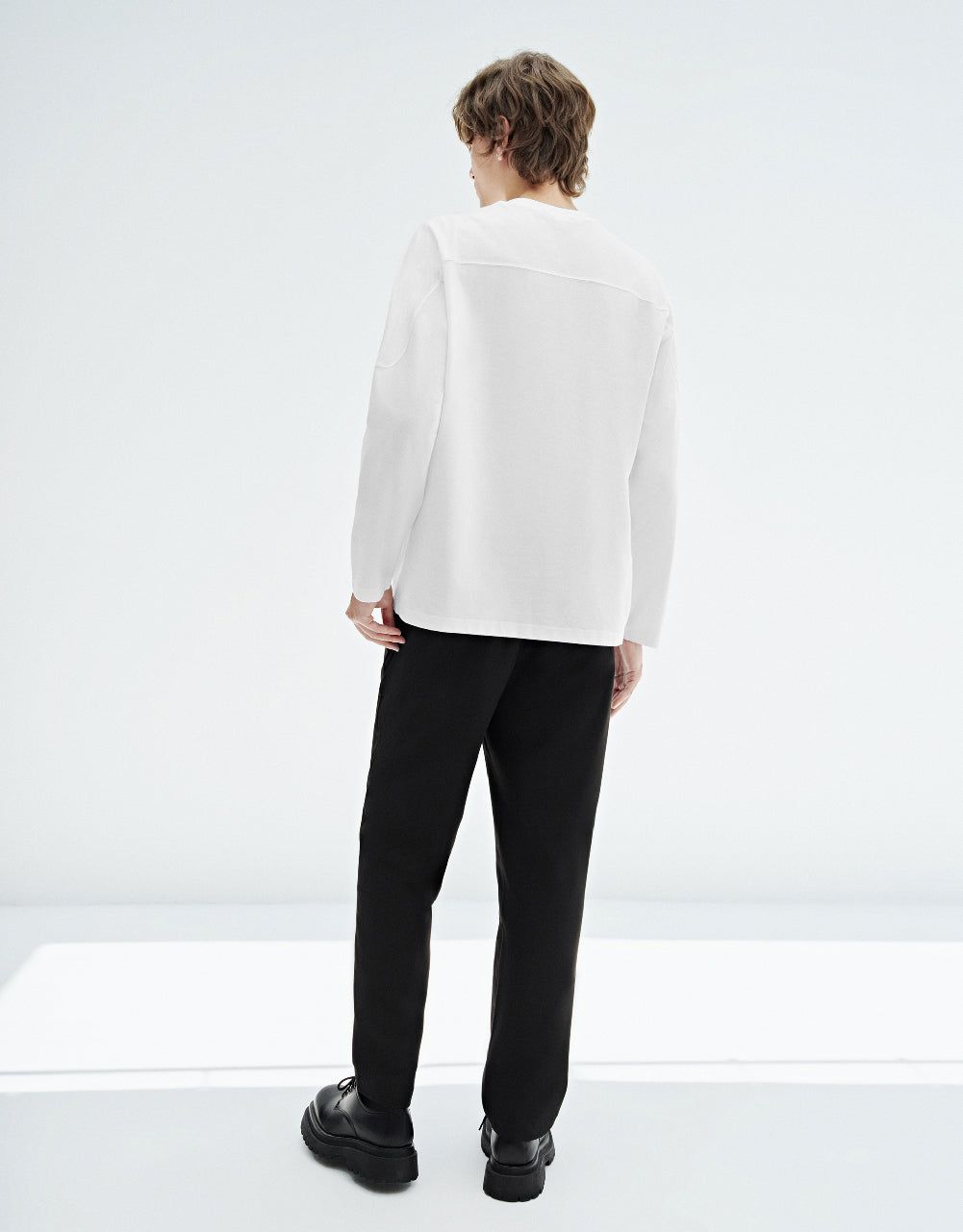 Crew Neck Oversized T-Shirt sold by Urban Revivo product image thumbnail 4