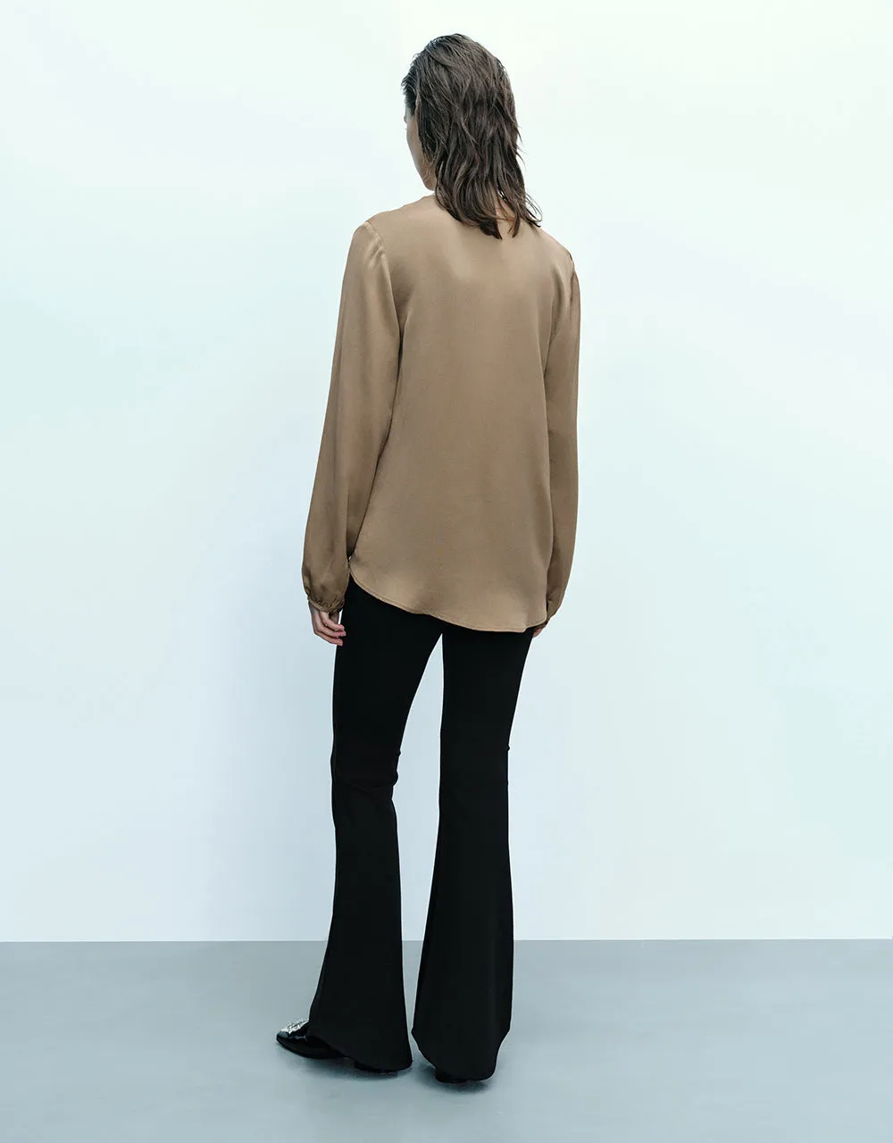 Surplice Front V-Neck Overhead Shirt sold by Urban Revivo product image thumbnail 4