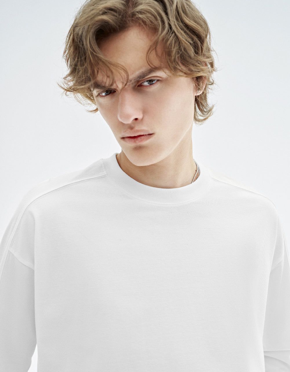 Crew Neck Oversized T-Shirt sold by Urban Revivo product image thumbnail 5