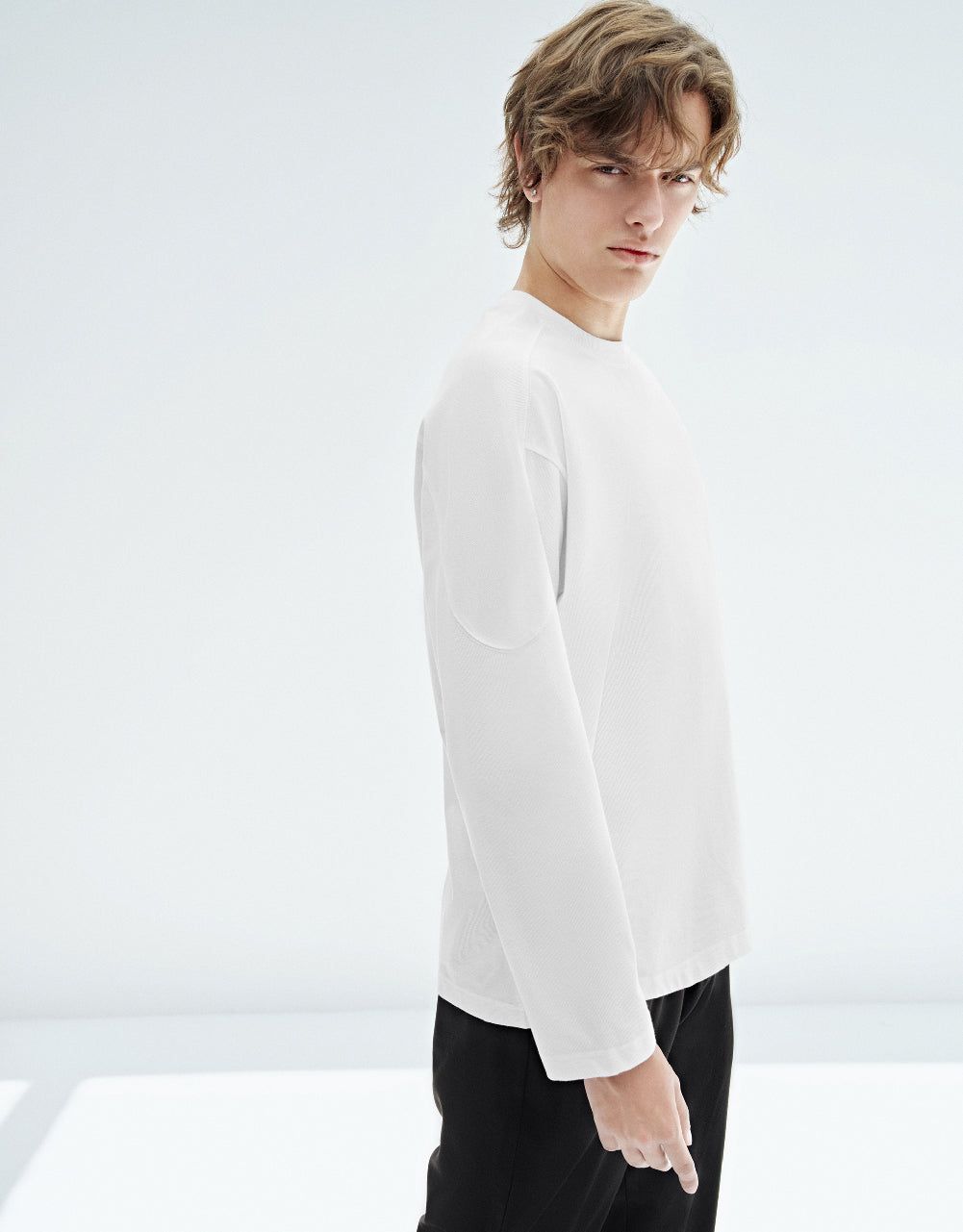 Crew Neck Oversized T-Shirt sold by Urban Revivo product image thumbnail 3